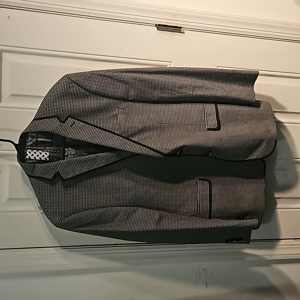 VAN HUESEN SPORT COAT